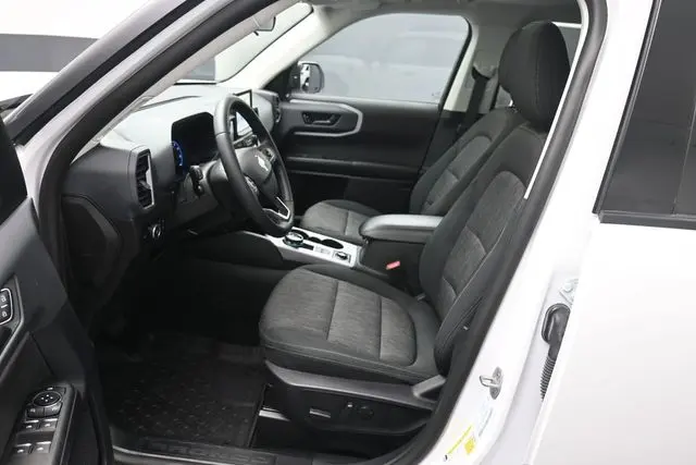 2023 Ford Bronco - $28,595