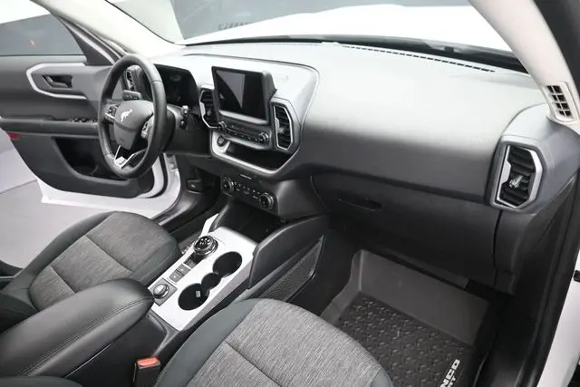 2023 Ford Bronco - $28,595