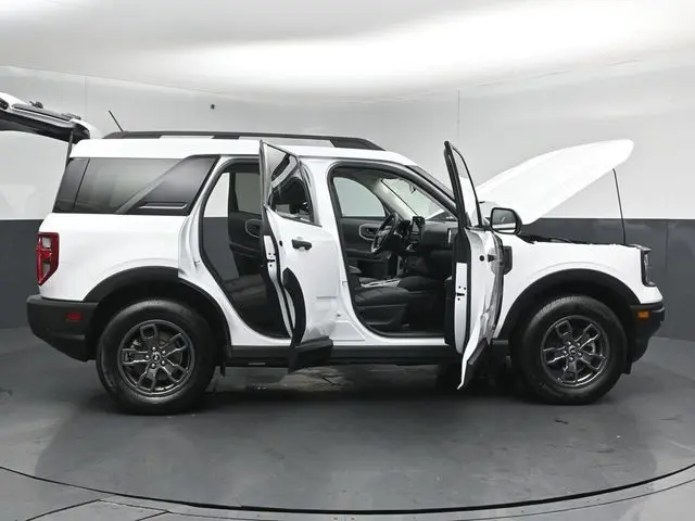 2023 Ford Bronco - $28,595