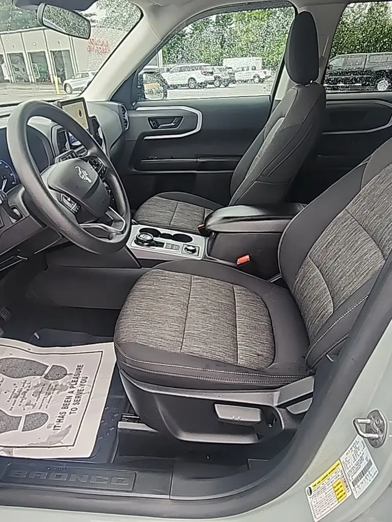 2023 Ford Bronco - $25,995