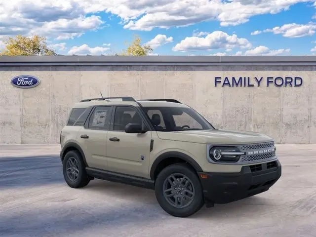 2025 Ford Bronco - $32,995