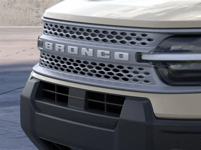 2025 Ford Bronco - $32,995