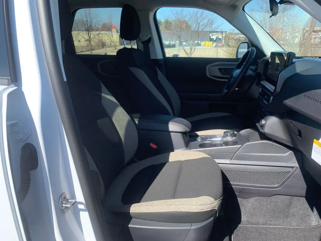 2025 Ford Bronco - $27,775