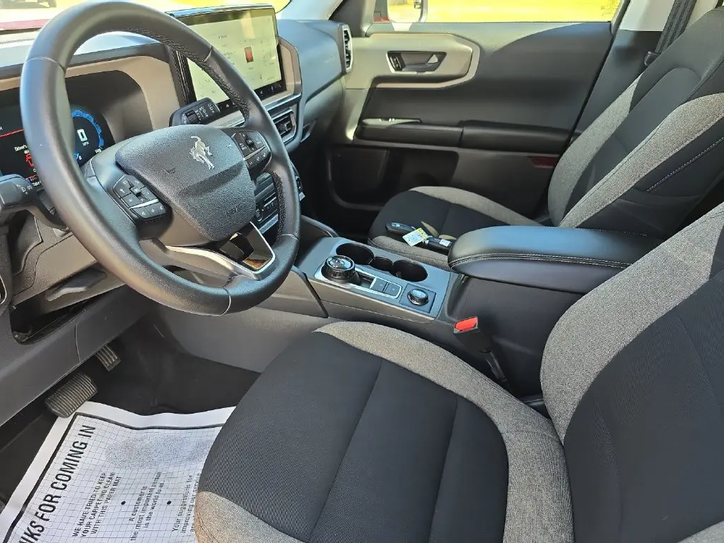 2025 Ford Bronco - $31,990