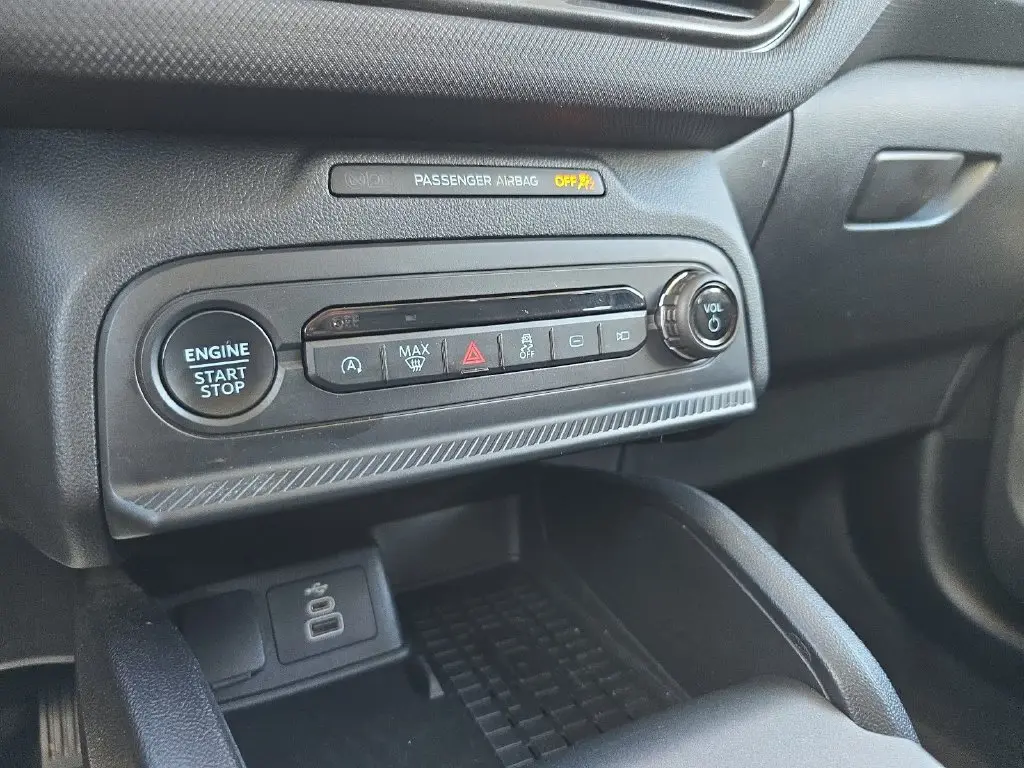 2025 Ford Bronco - $31,990