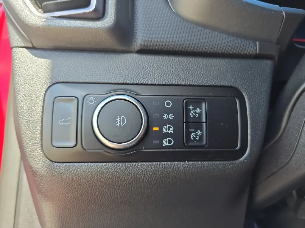 2025 Ford Bronco - $31,990