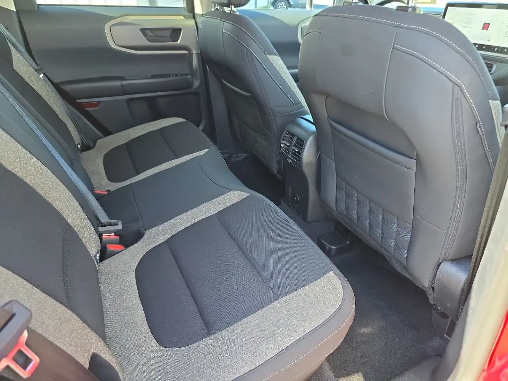 2025 Ford Bronco - $31,990