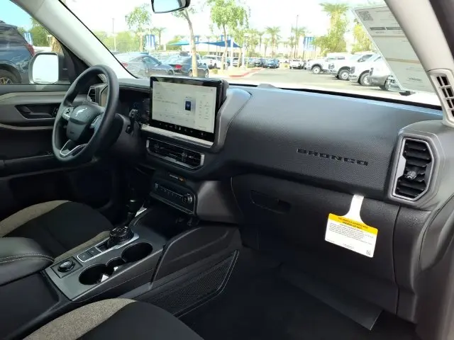 2025 Ford Bronco - $28,941
