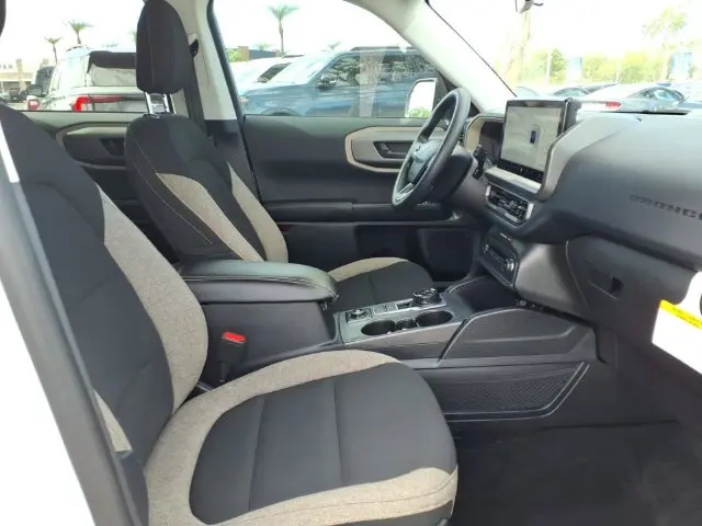2025 Ford Bronco - $28,941