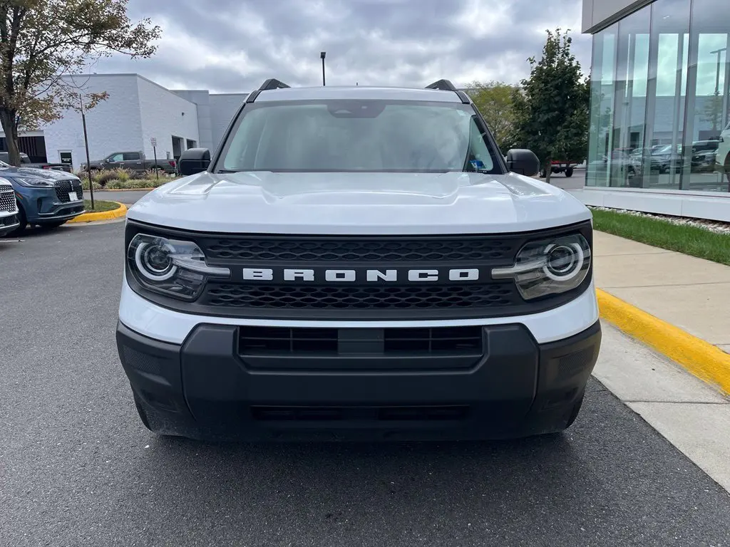 2026 Ford Bronco - $28,001