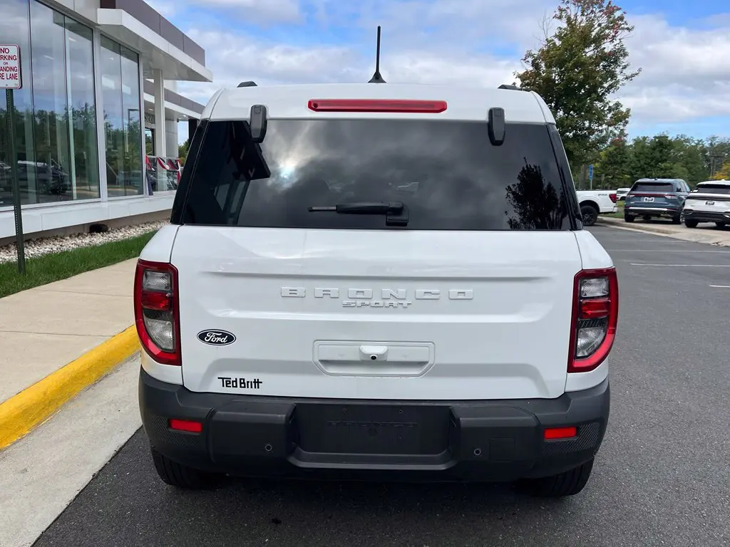 2026 Ford Bronco - $28,001