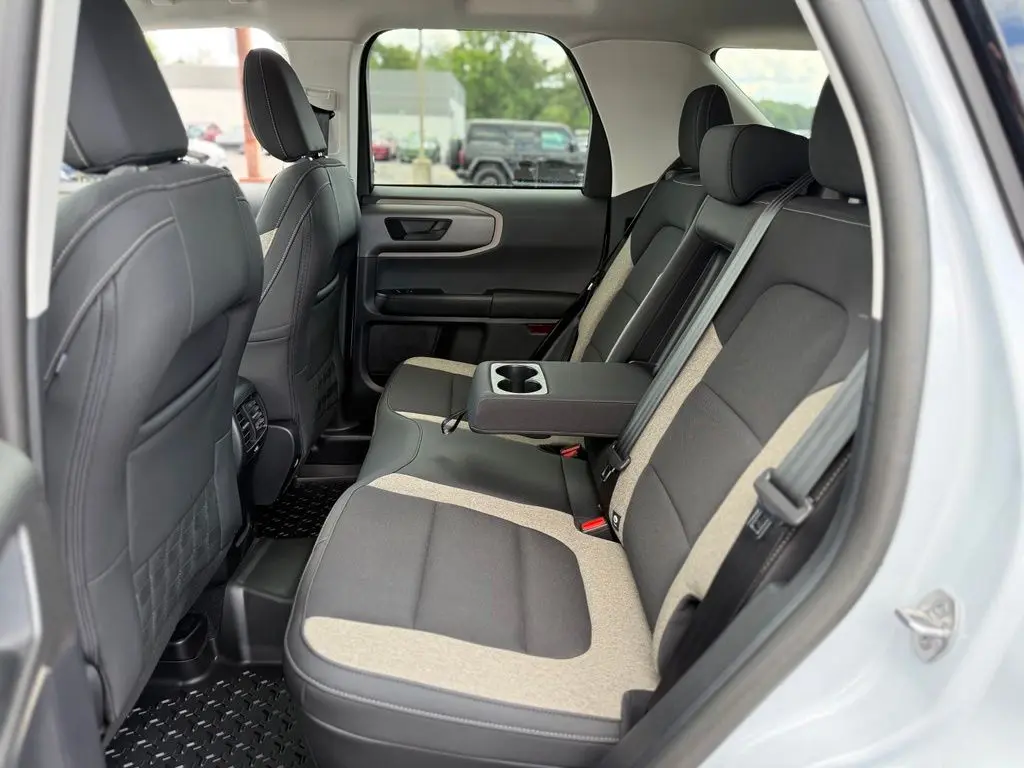 2026 Ford Bronco - $32,500