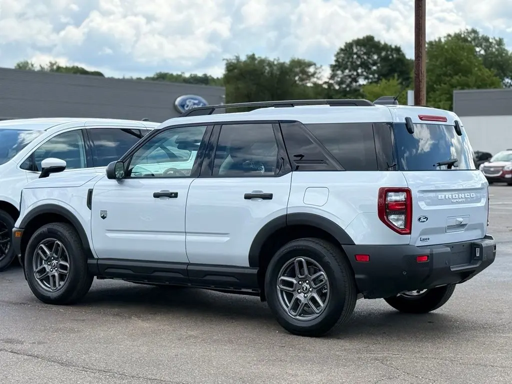 2026 Ford Bronco - $32,500