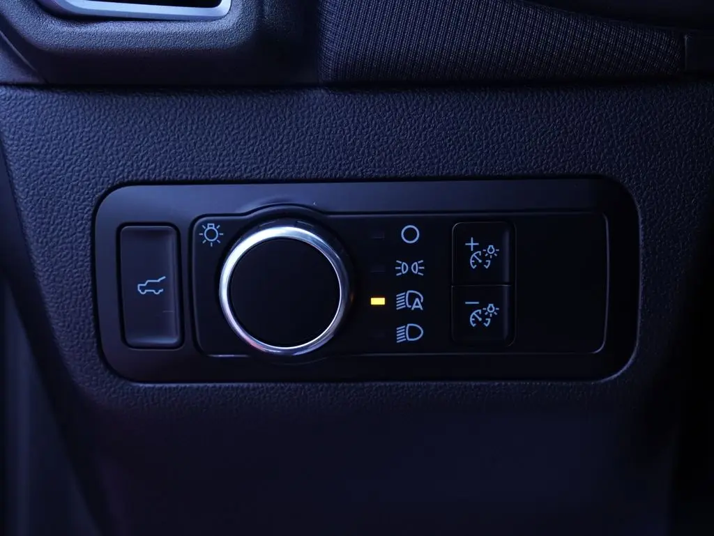 2025 Ford Bronco - $24,988