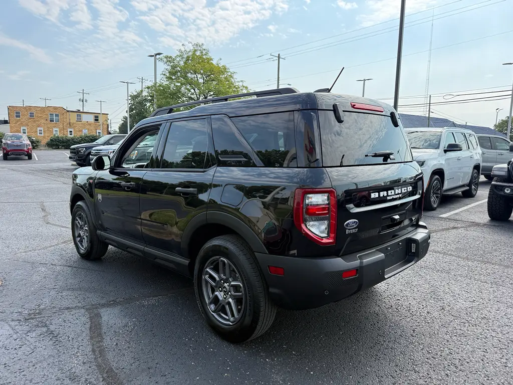 2025 Ford Bronco - $28,996