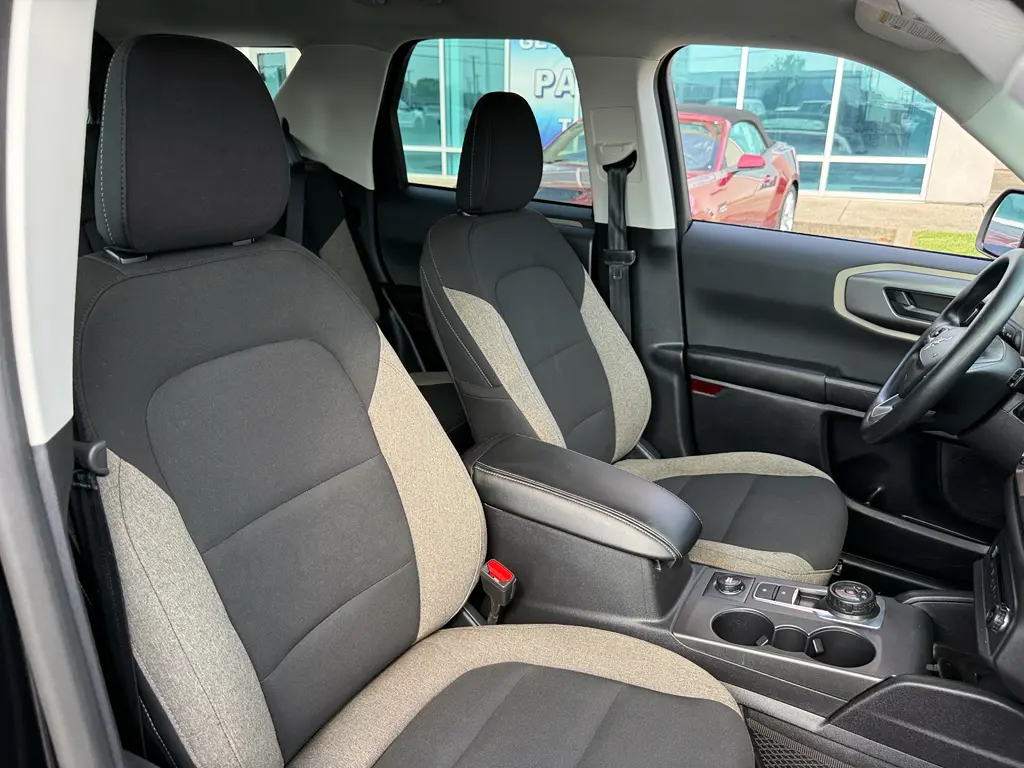2025 Ford Bronco - $28,996