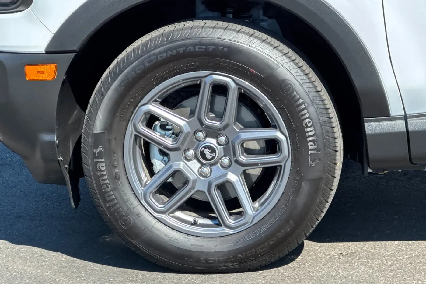 2026 Ford Bronco - $30,016