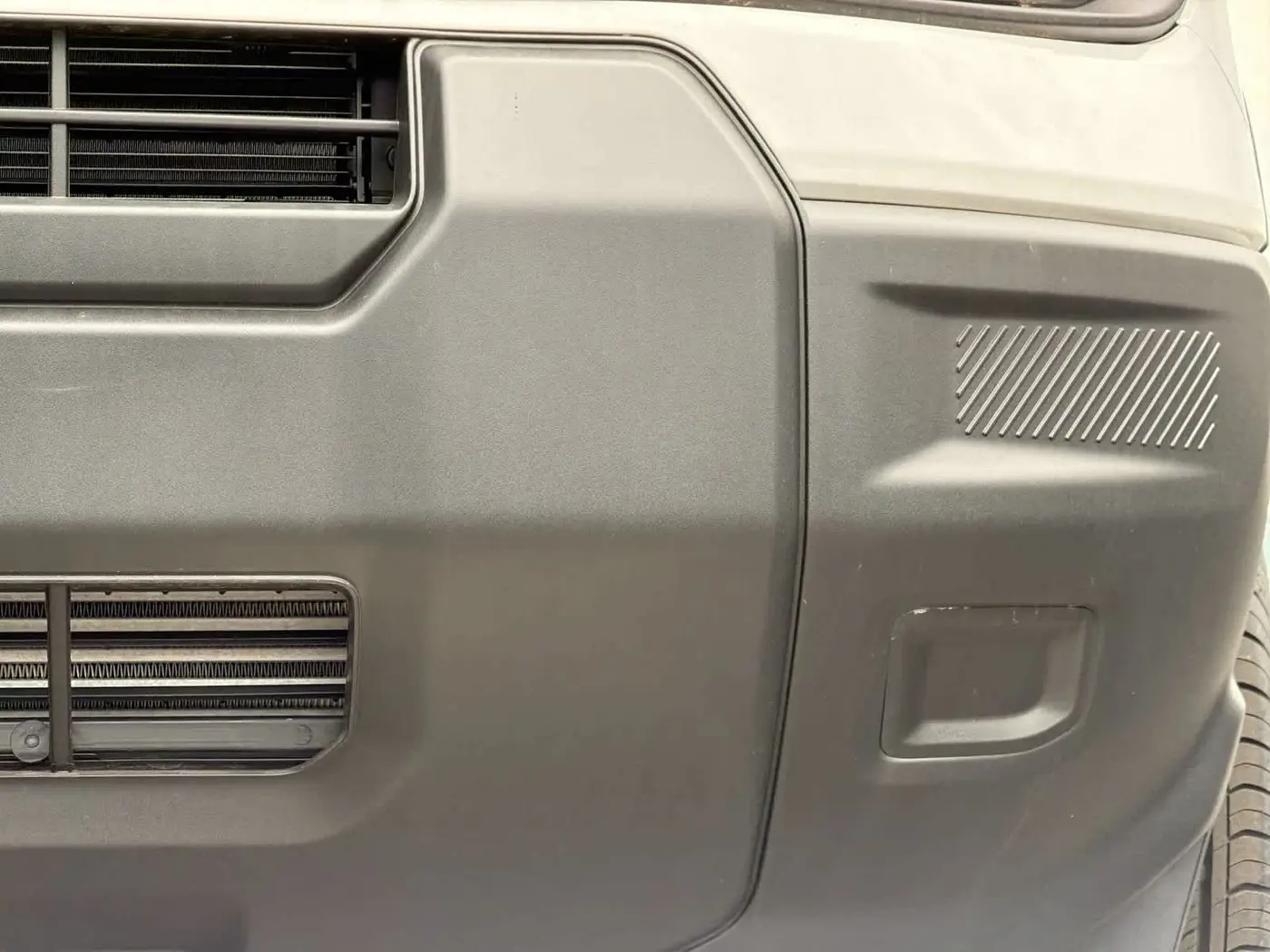 2026 Ford Bronco - $30,248