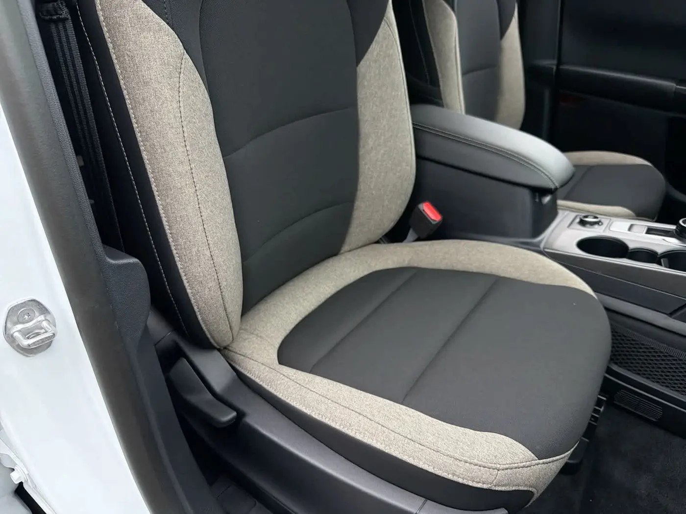 2026 Ford Bronco - $30,248