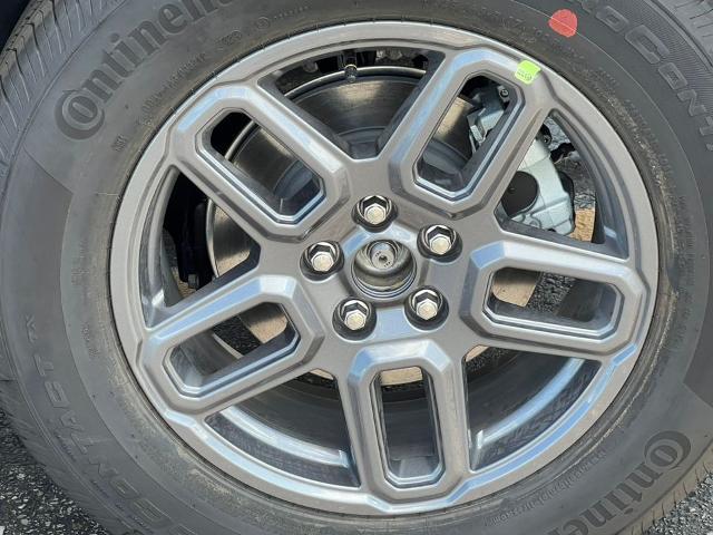 2026 Ford Bronco - $33,356