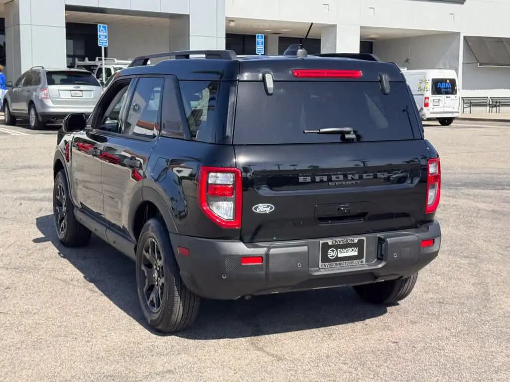 2026 Ford Bronco - $32,741