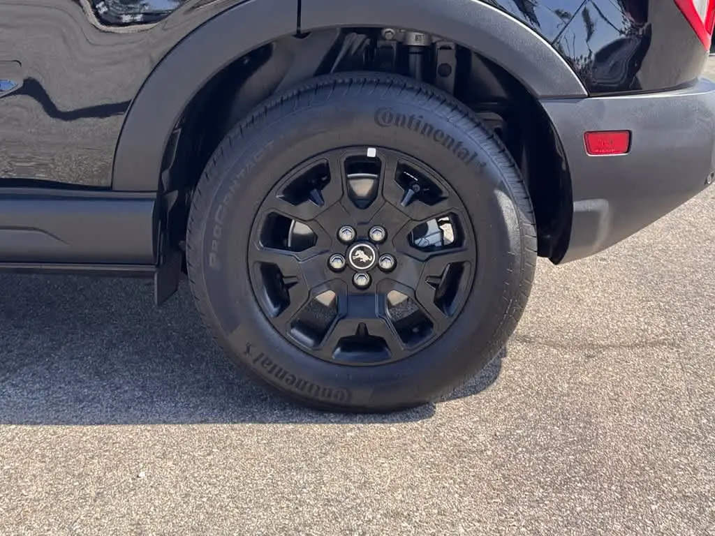 2026 Ford Bronco - $32,741