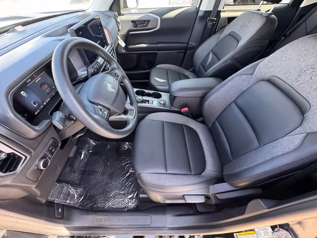 2026 Ford Bronco - $32,741