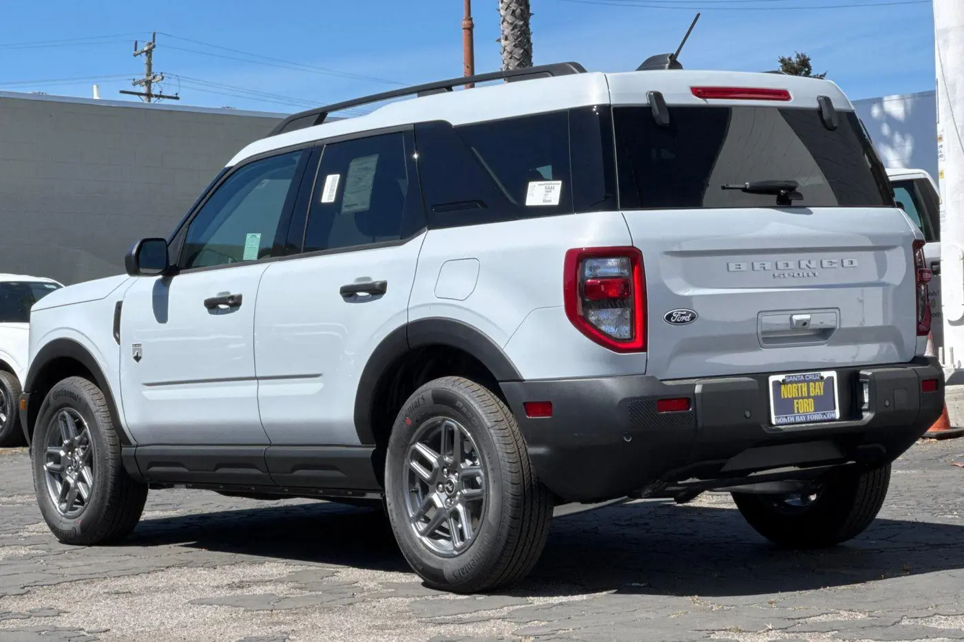 2026 Ford Bronco - $33,460