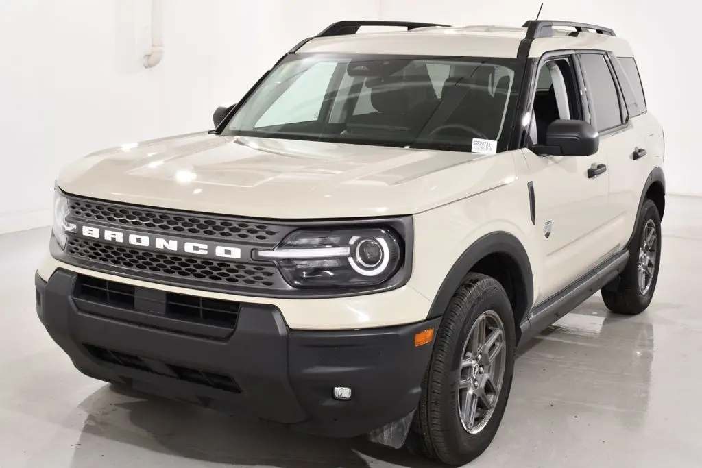 2025 Ford Bronco - $25,455