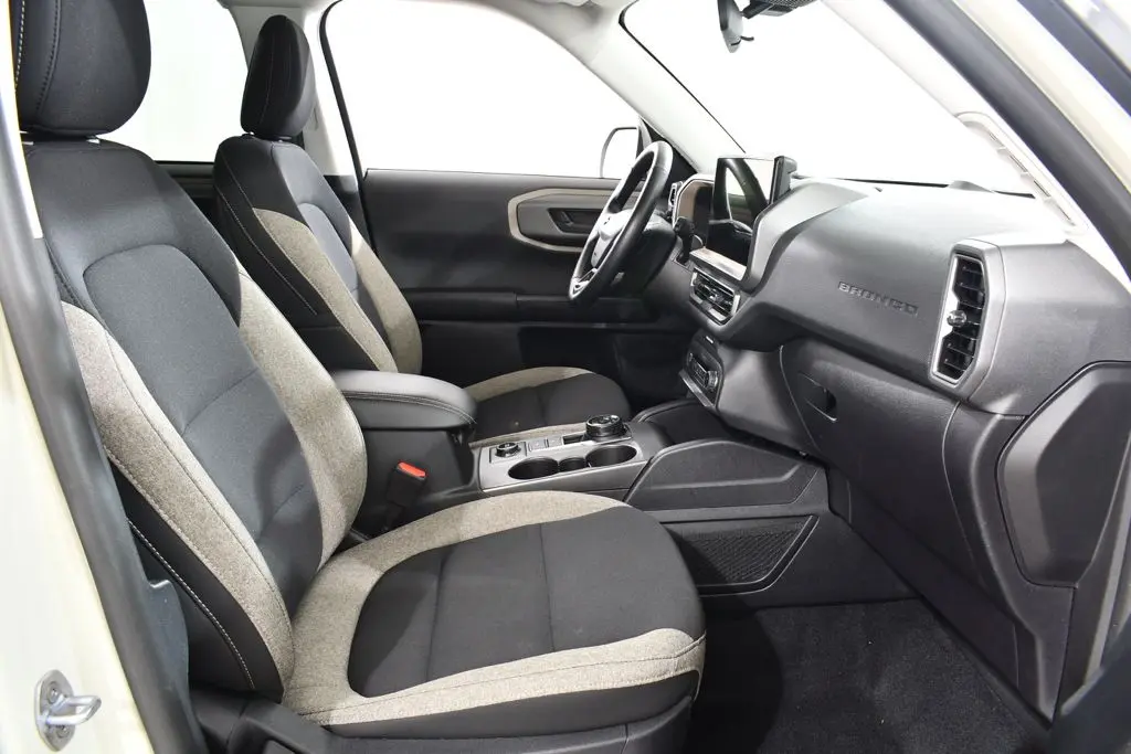 2025 Ford Bronco - $25,455