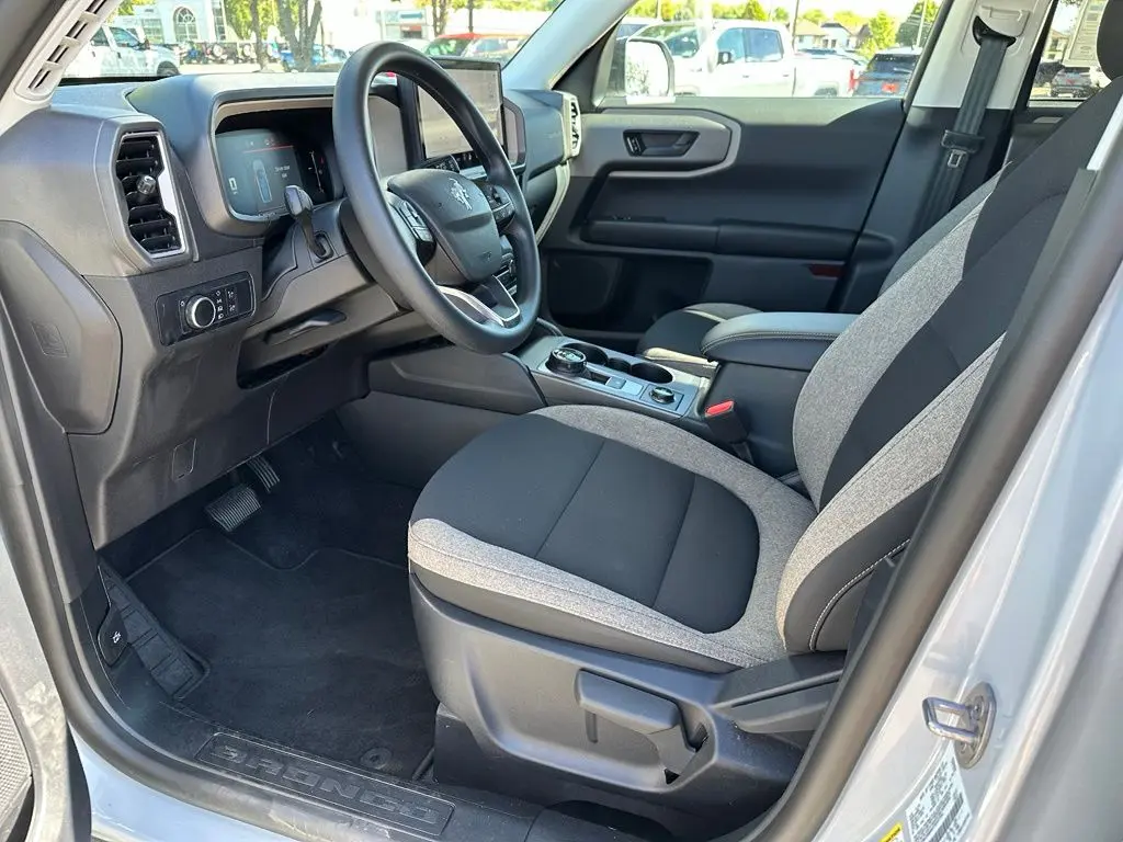 2026 Ford Bronco - $30,500