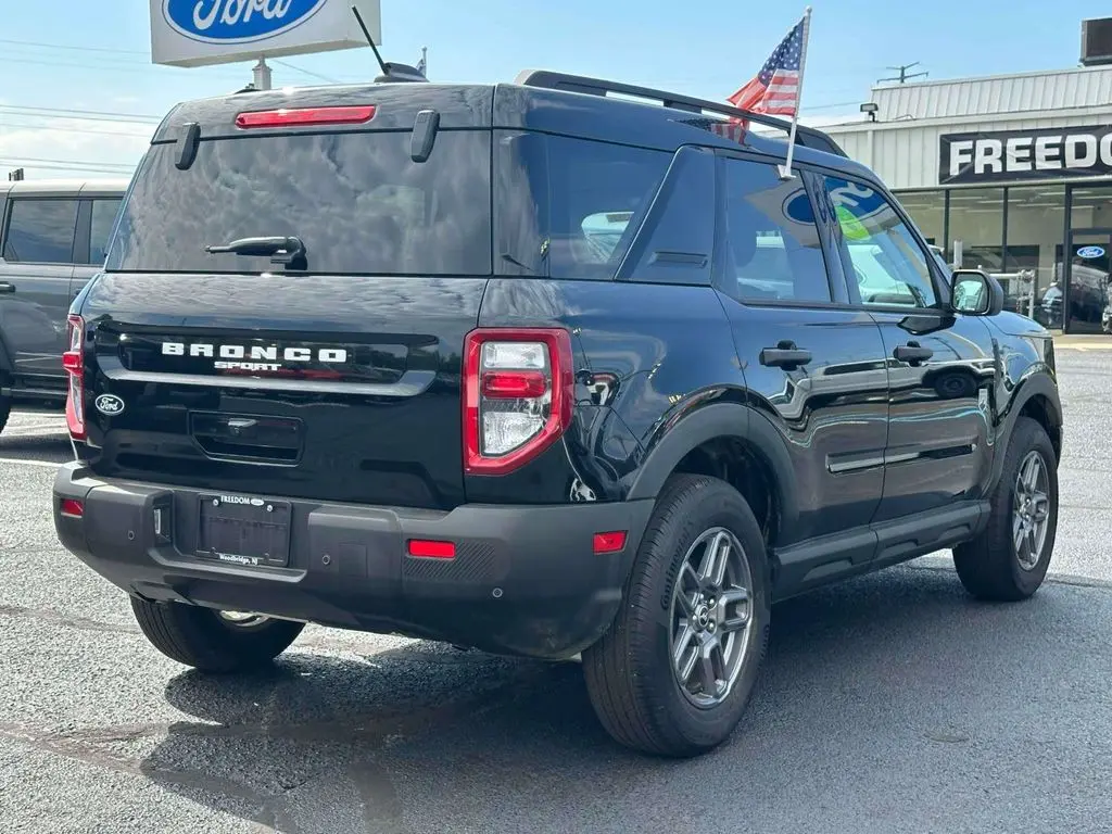 2026 Ford Bronco - $31,898