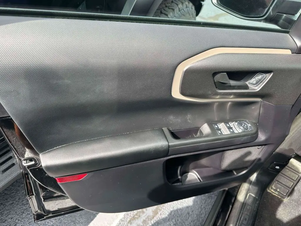 2026 Ford Bronco - $31,898