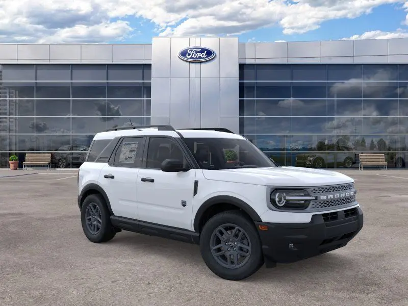 2026 Ford Bronco - $32,498