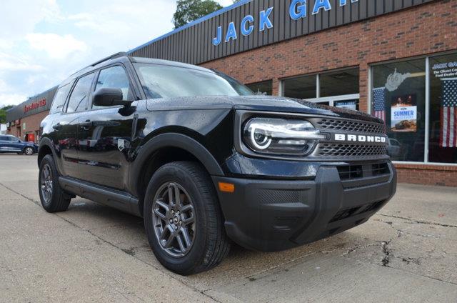2025 Ford Bronco - $25,900