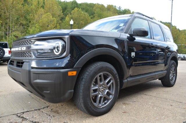 2025 Ford Bronco - $25,900