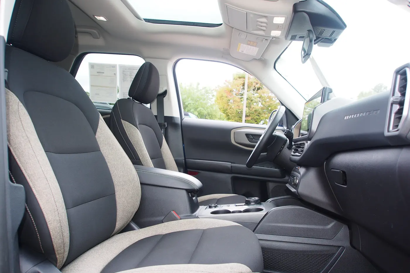 2025 Ford Bronco - $26,801