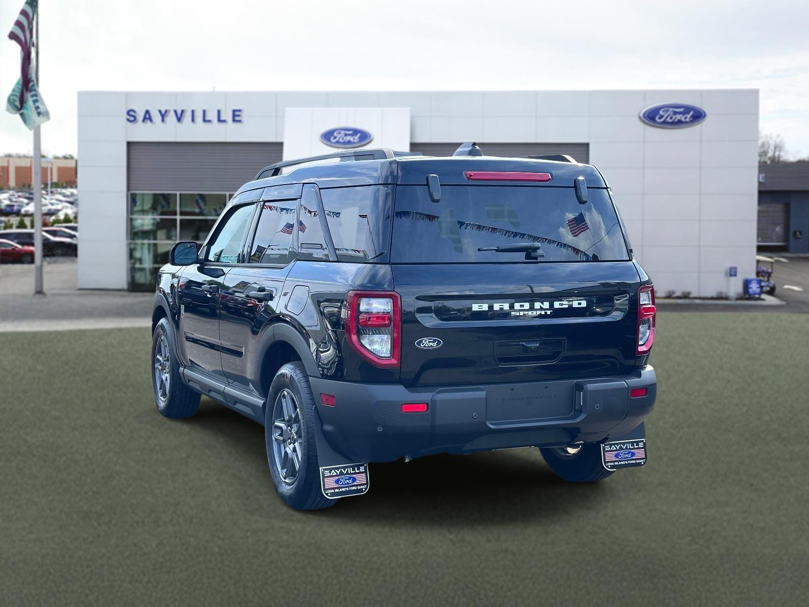 2026 Ford Bronco - $32,489
