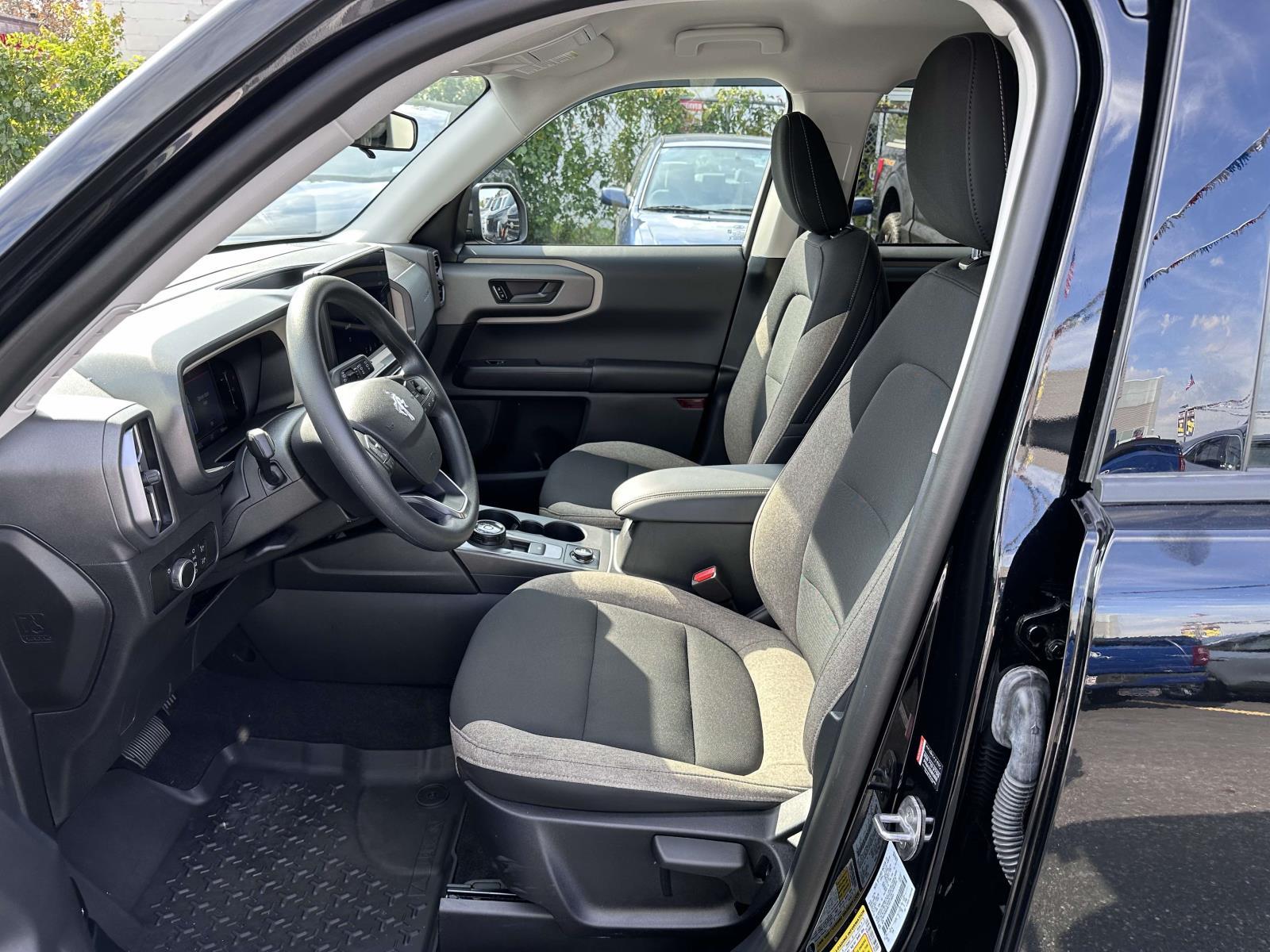 2026 Ford Bronco - $32,489