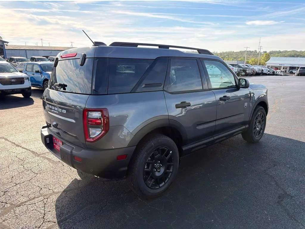 2026 Ford Bronco - $31,498