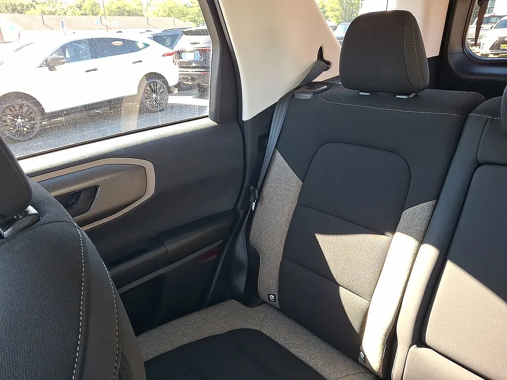 2025 Ford Bronco - $26,177