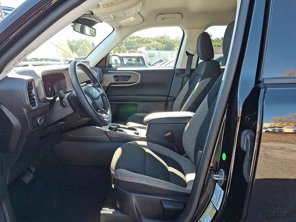 2025 Ford Bronco - $26,177