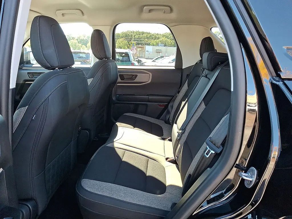 2025 Ford Bronco - $26,177