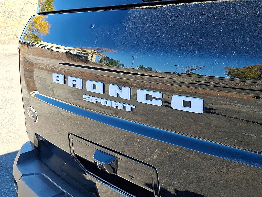 2025 Ford Bronco - $26,177