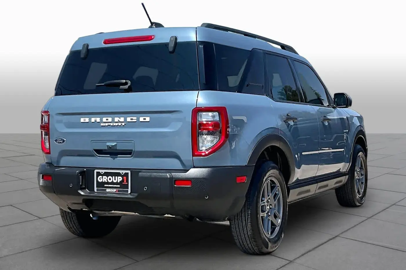 2025 Ford Bronco - $28,741