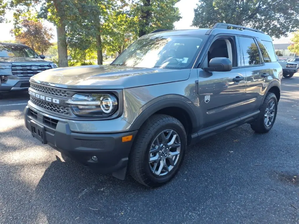 2025 Ford Bronco - $30,800