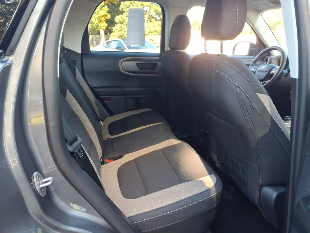 2025 Ford Bronco - $30,800