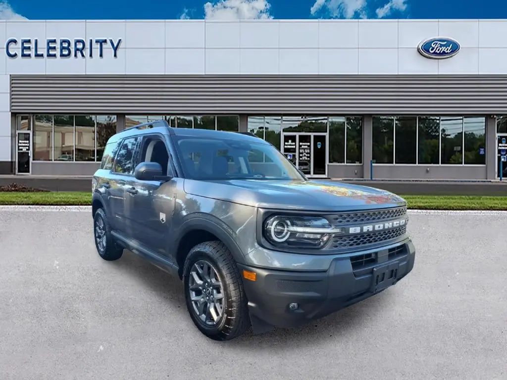 2025 Ford Bronco - $30,800
