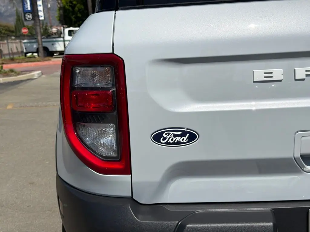 2026 Ford Bronco - $33,598