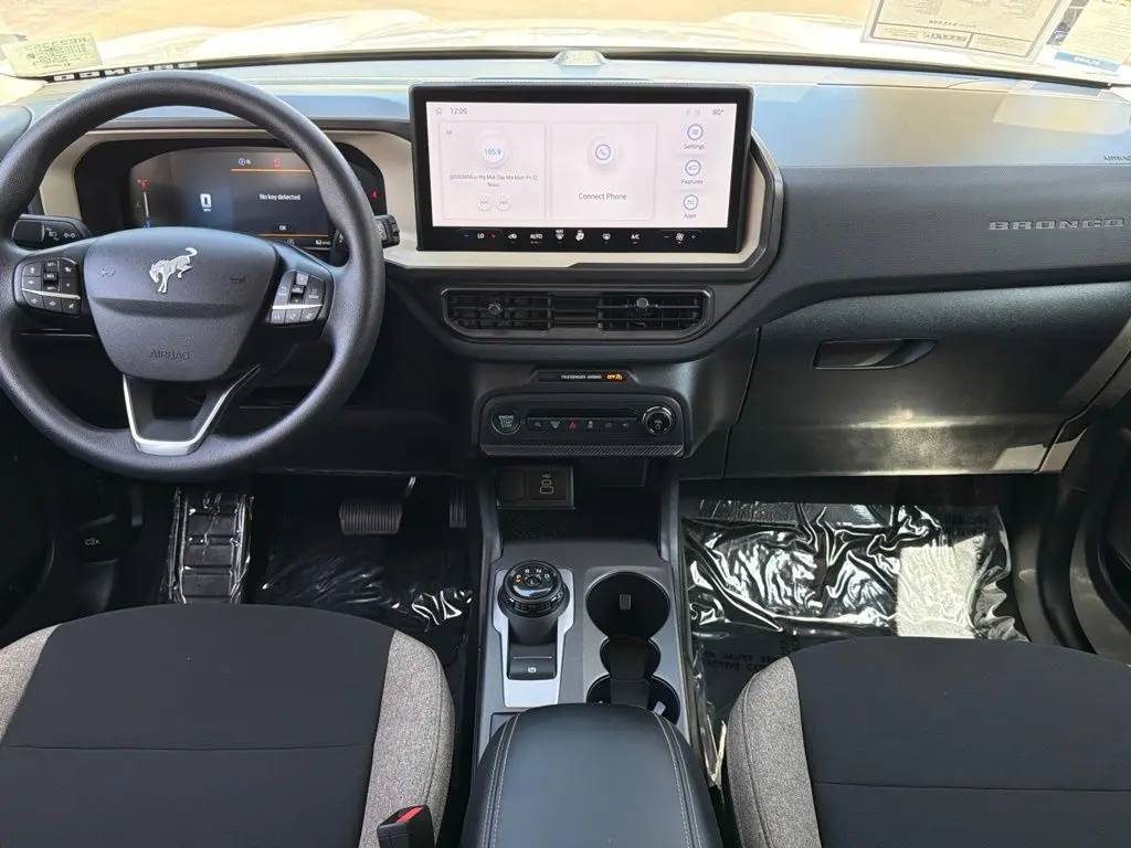 2026 Ford Bronco - $33,598